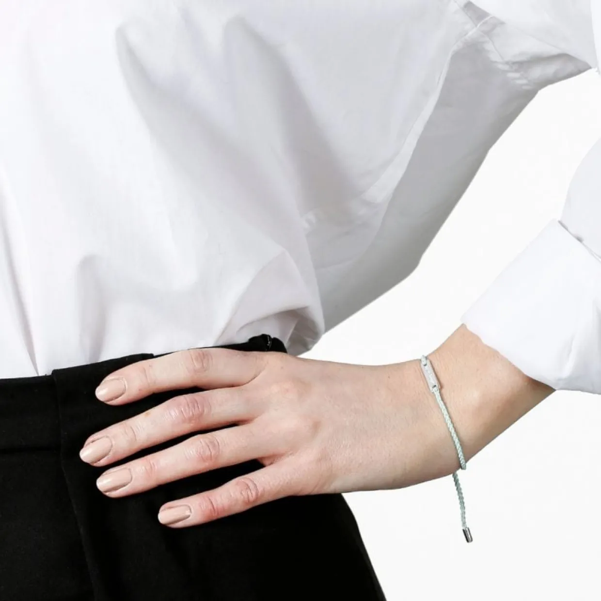 ARMBAND GIVE HOPE tråd/silver Mint