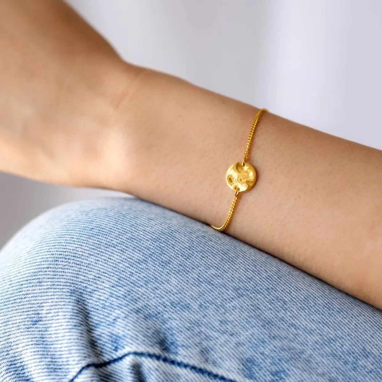 Armband Minimalistica Hammered Guld