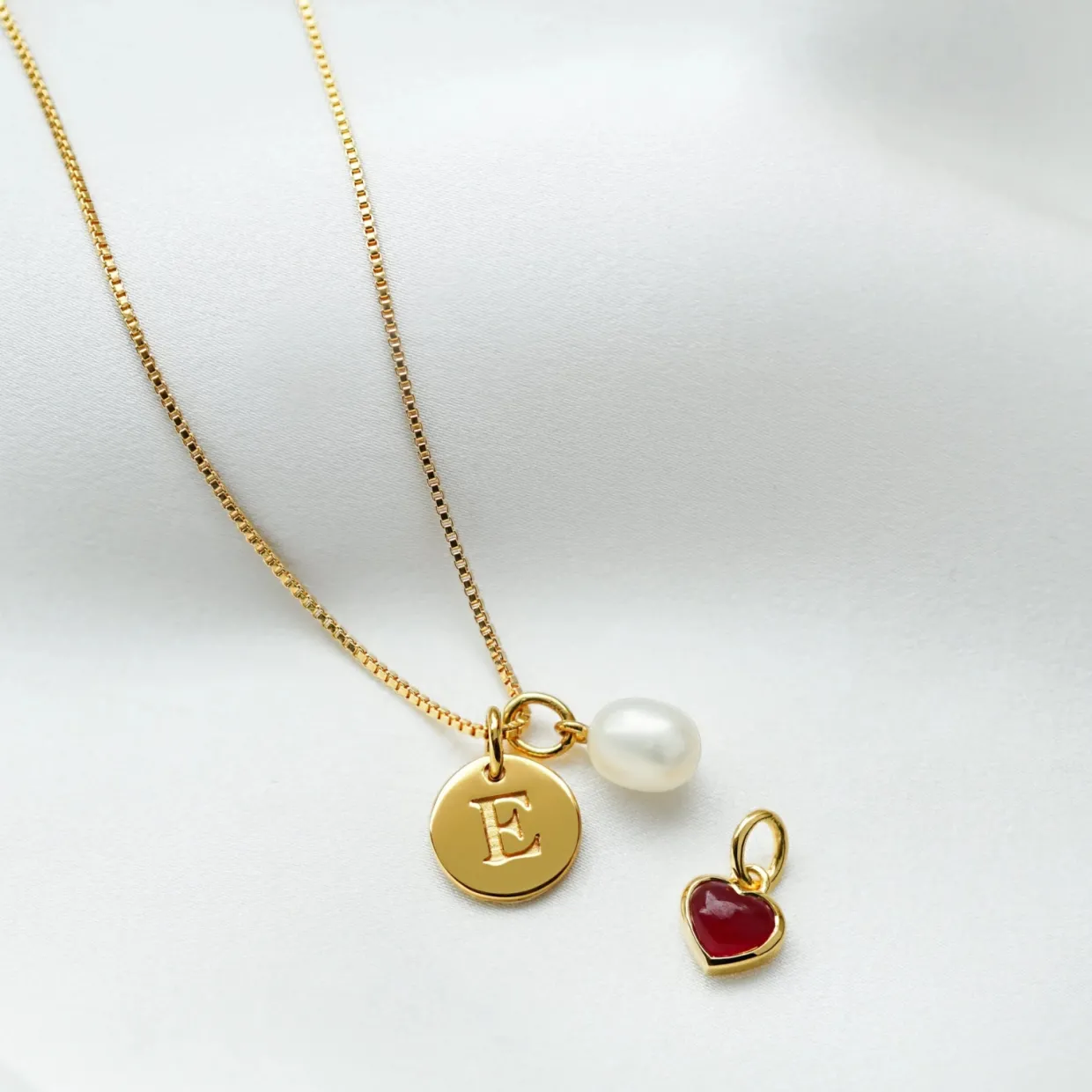 Berlock beloved heart Guld Rosa