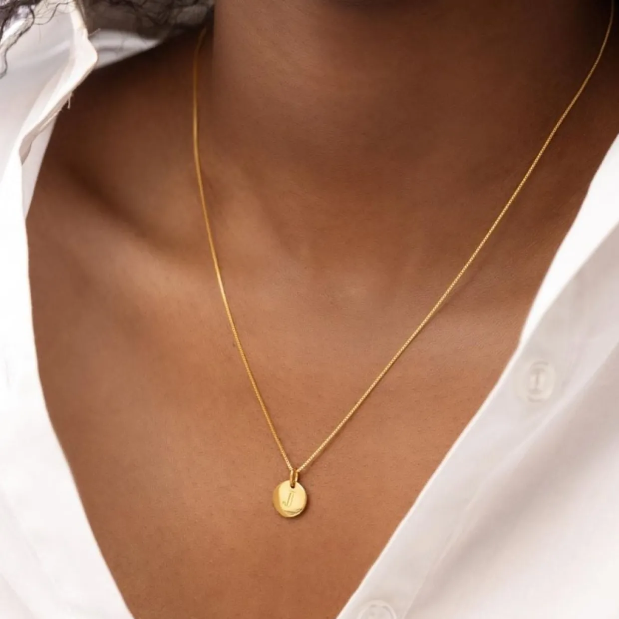 Berlock Mini Letter Guld G