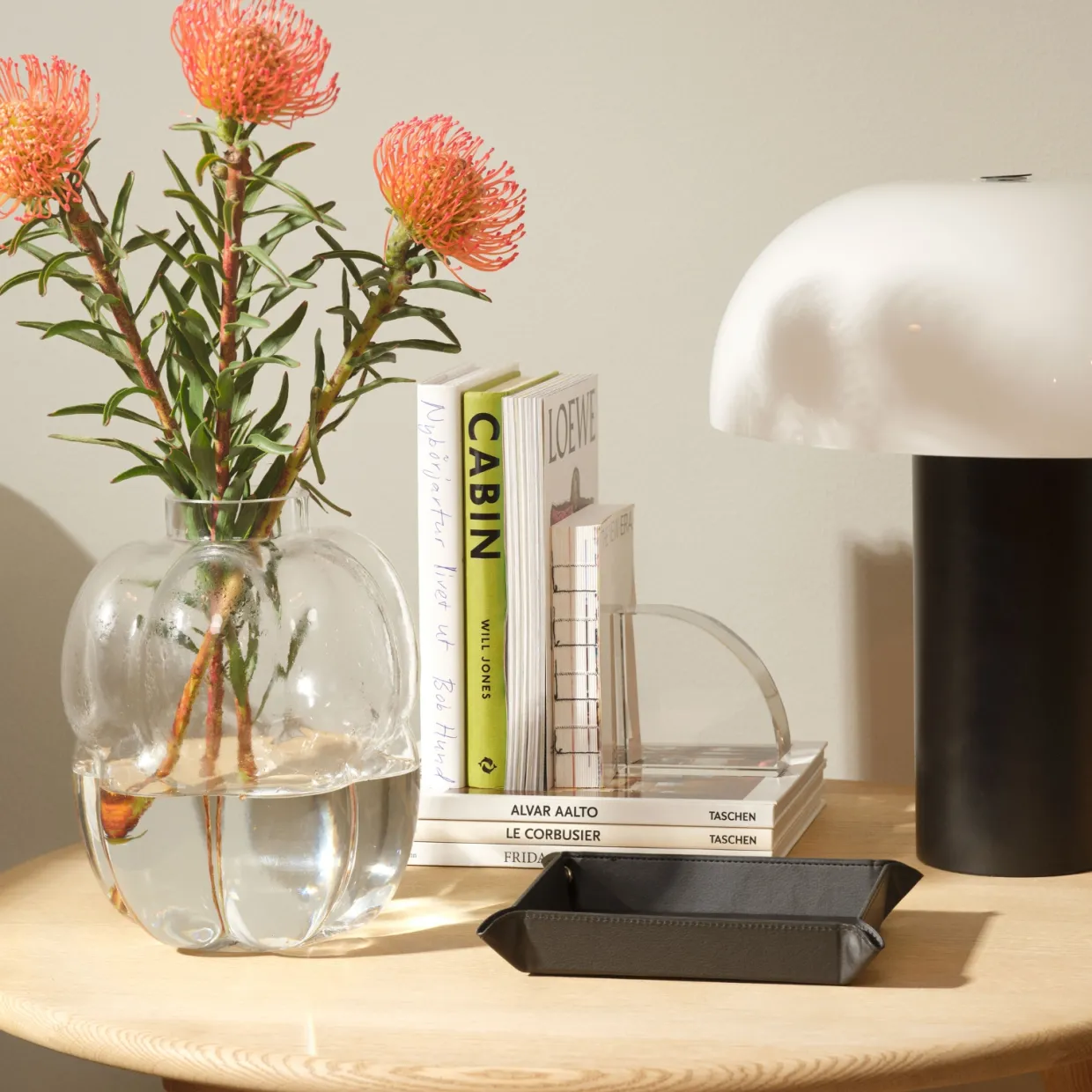 Bordslampa MANO Atelier L Svart