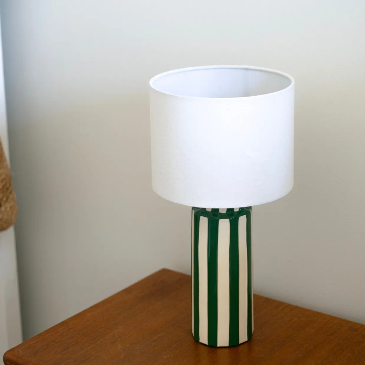 Bordslampa Waldo Stripes Grön