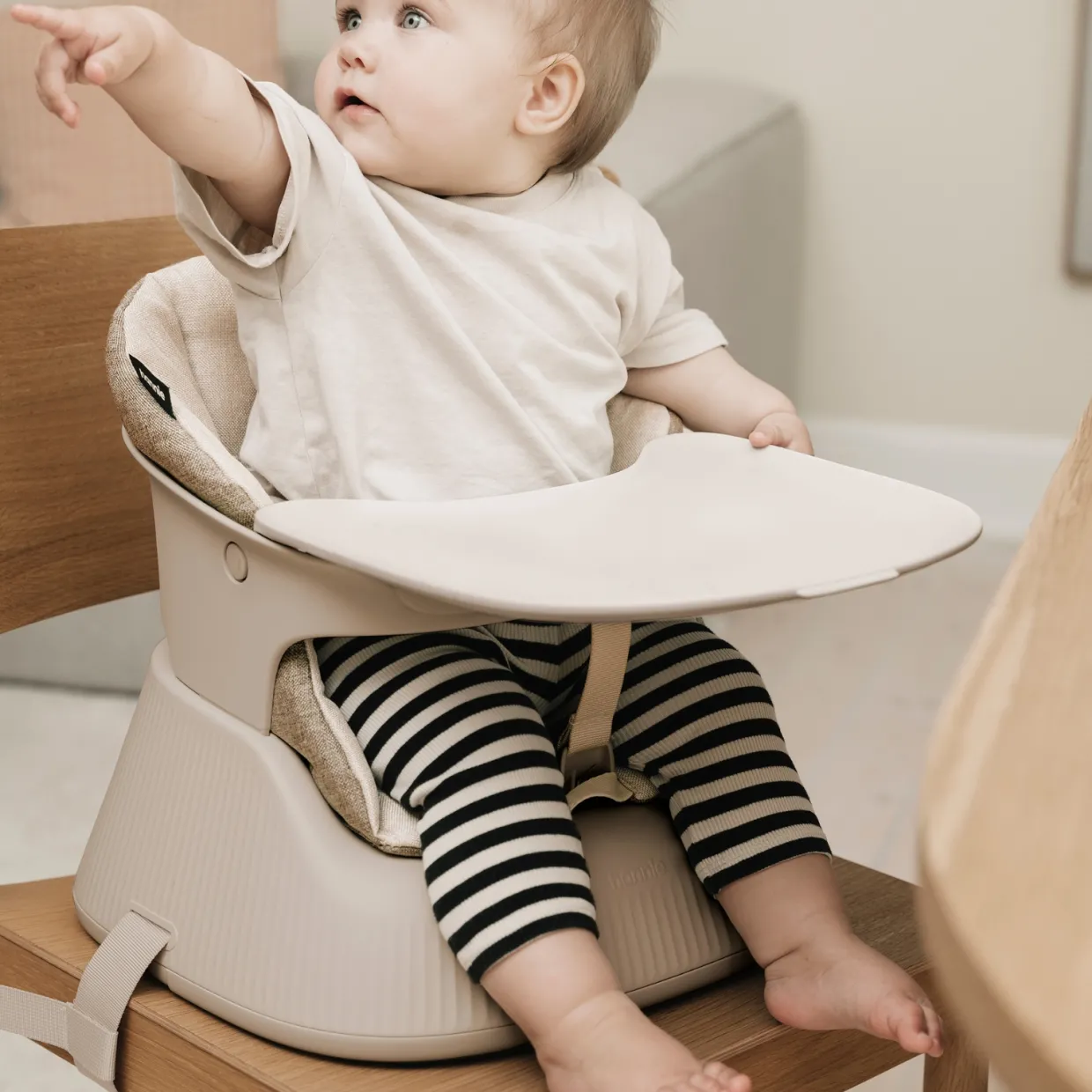 Bärbar barnstol Hannie White Sand