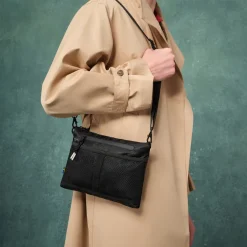 Crossbody Lightweight - Svart