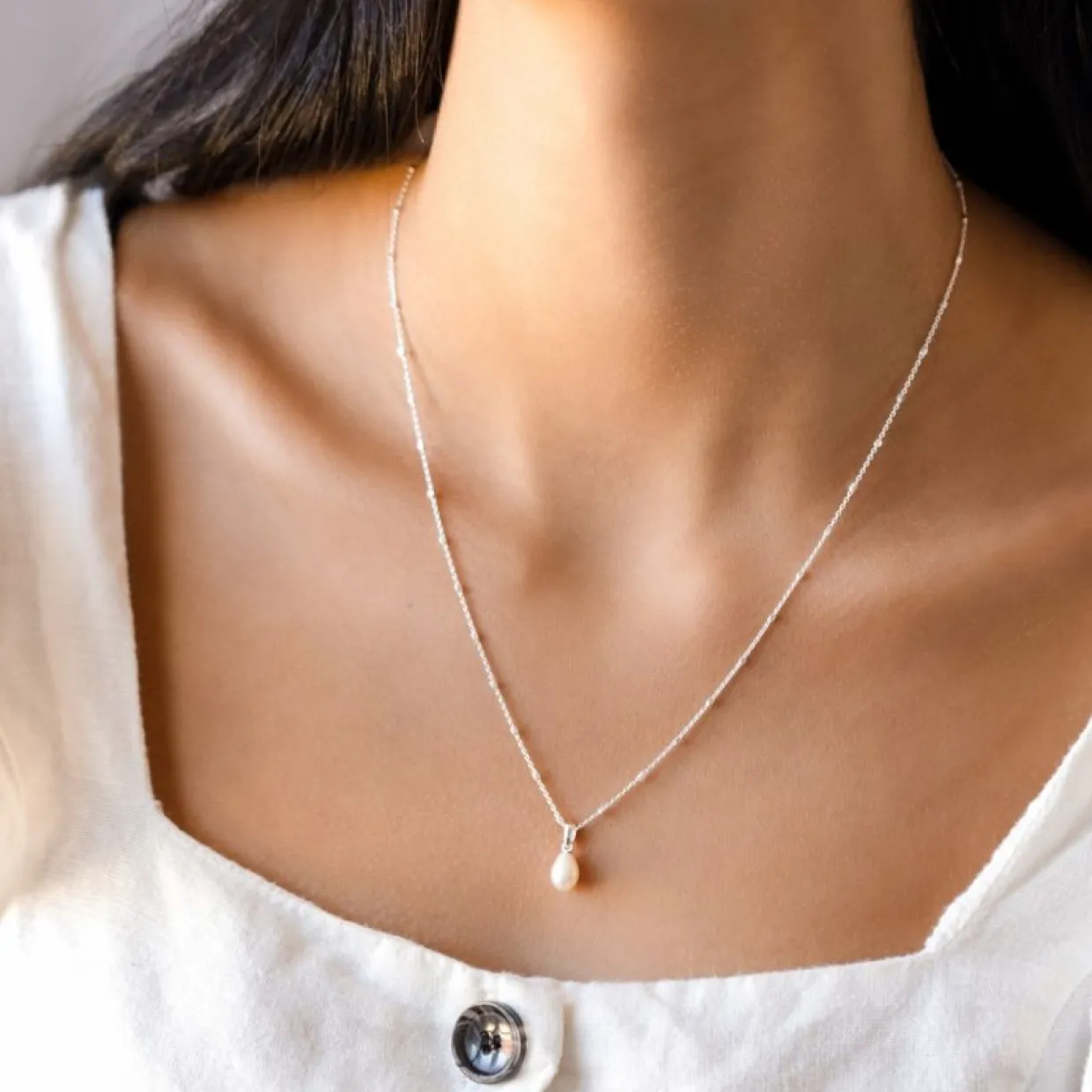 Halsband Treasure Single Pearl Silver