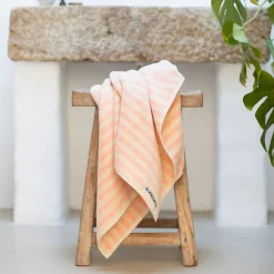 Handduk Naram 70 X 140 cm Rosa/Creme