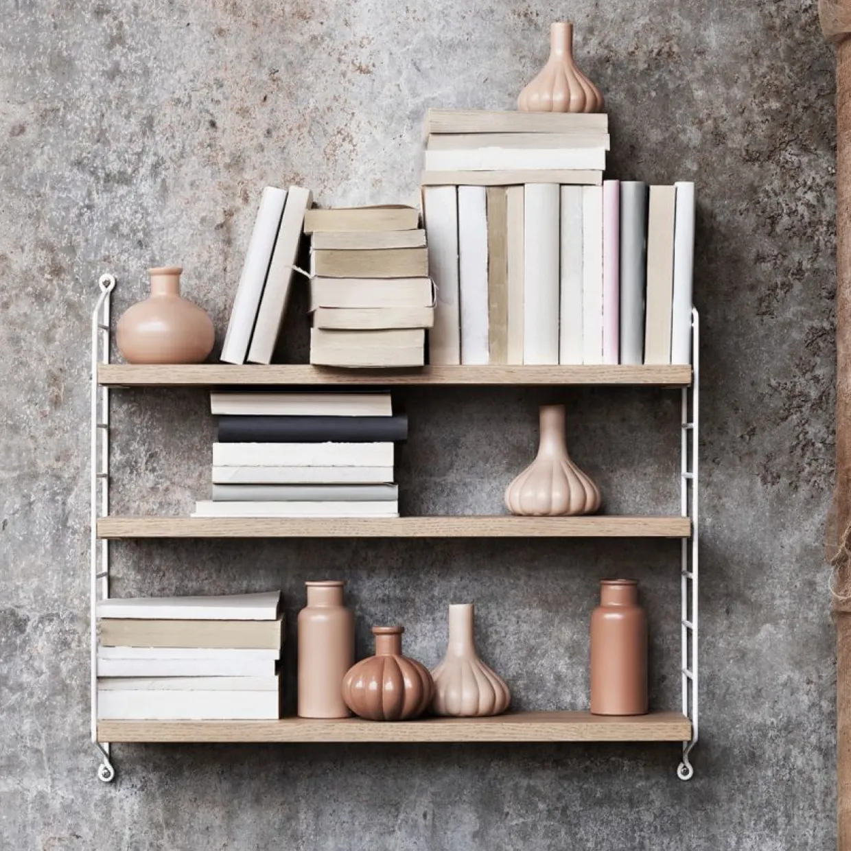 Hylla Pocket String ek/vit