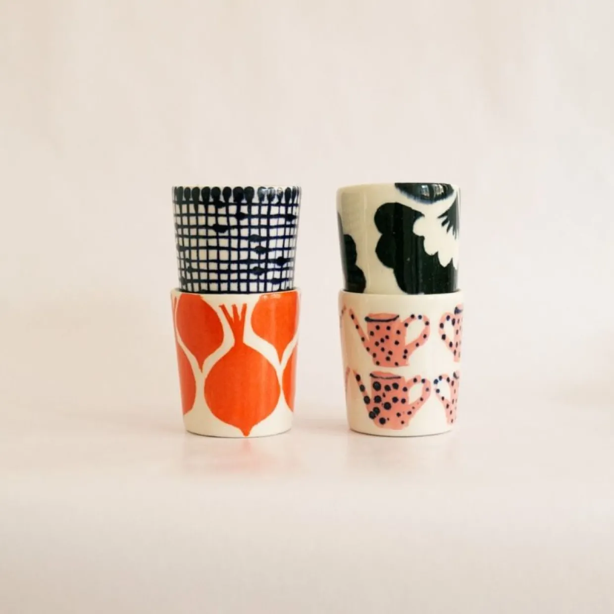 Kopp liten rutig blå