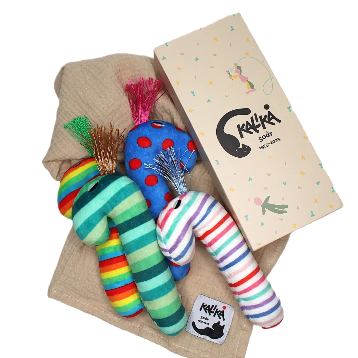 Maskskallra och Snutte Blå med röda prickar