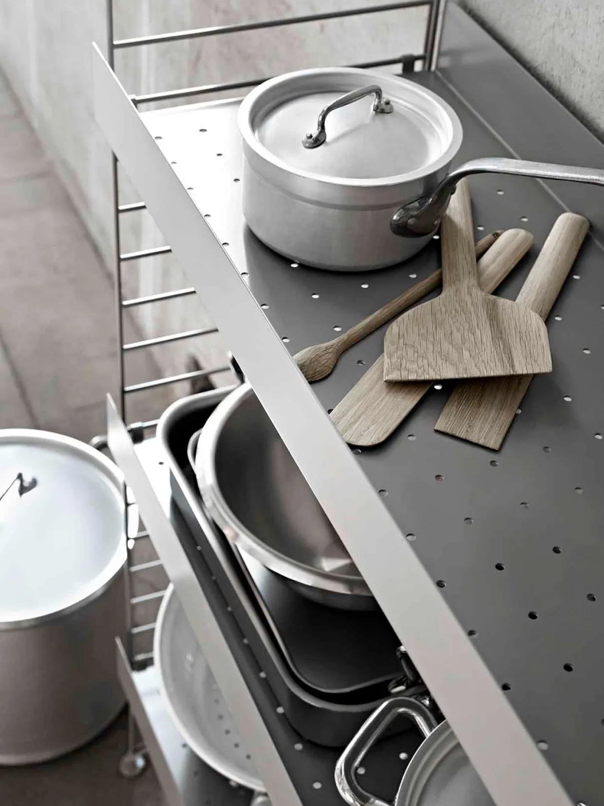 Metallhyllplan Hög 58x30 svart