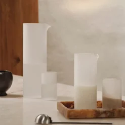 Mjölkkaraff Ripple Frostad