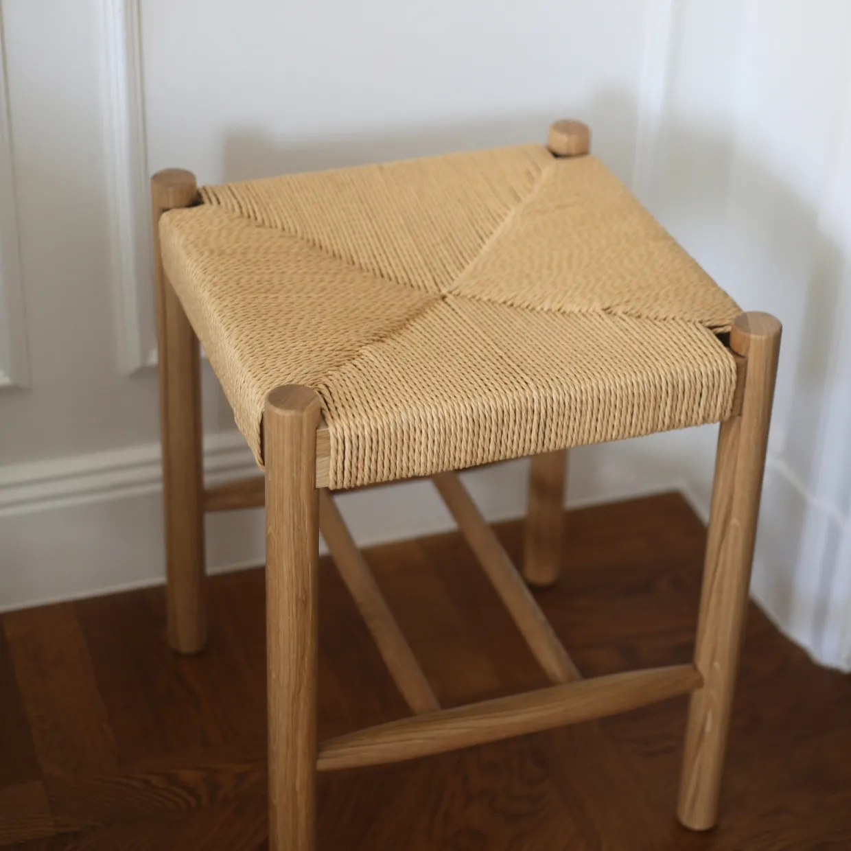 Pall med flätad sits ALMA