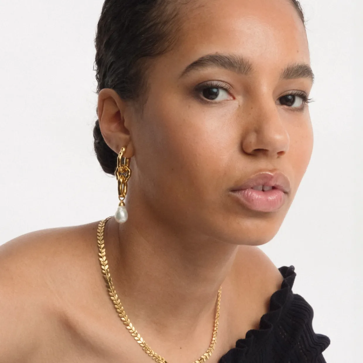 Örhänge Mary Long Single Guld