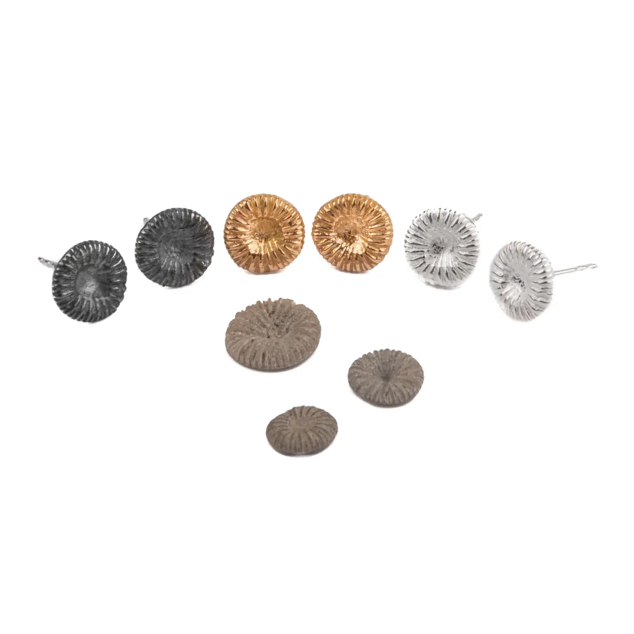 Örhängen Knappkorall silver