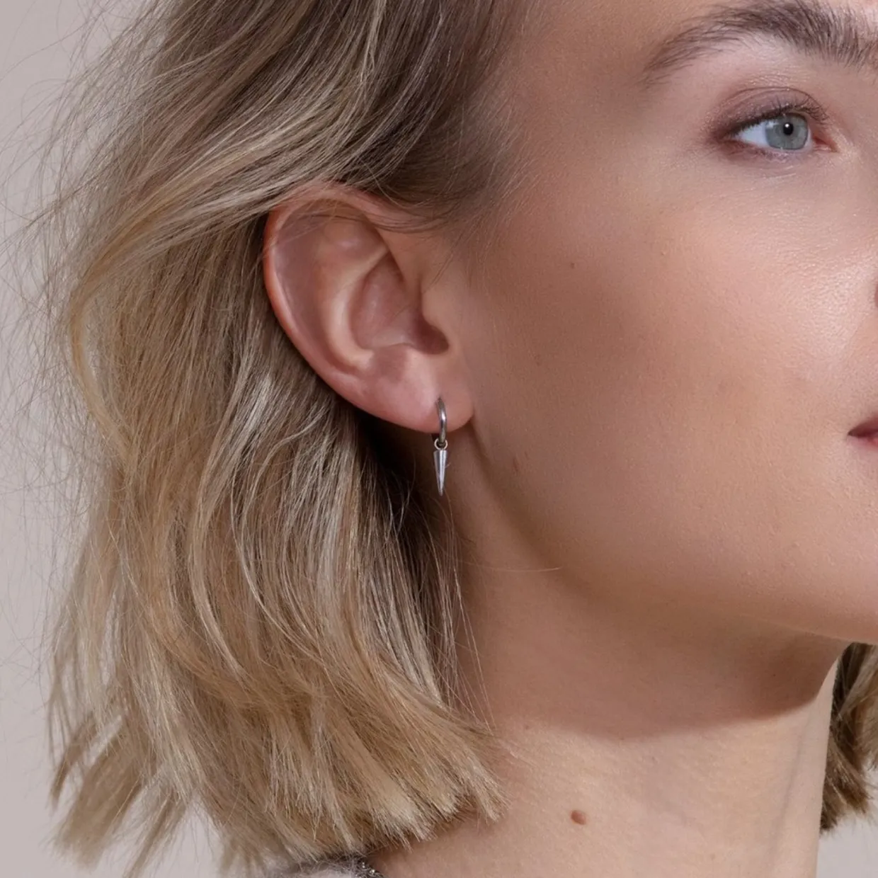 Örhängen Peak Hoops Mini Stål