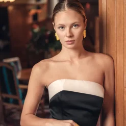 Örhängen Wellpapp Nr.3 guld