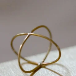 Ring Korsad mässing