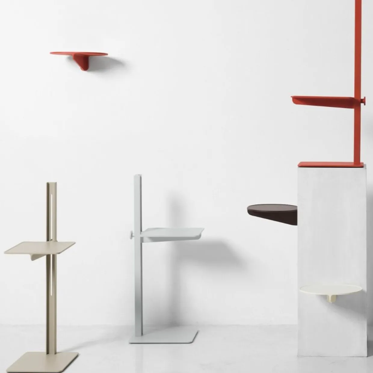 Sidobord Museum Beige