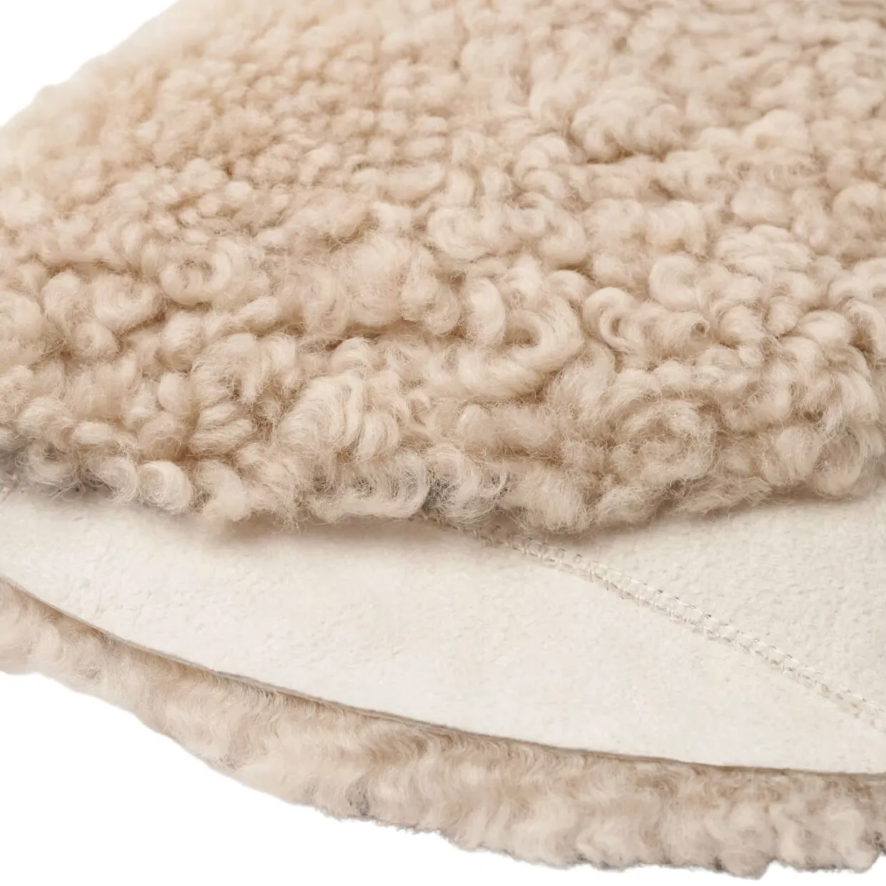 Stolsdyna Fårö fårskinn 34 cm beige