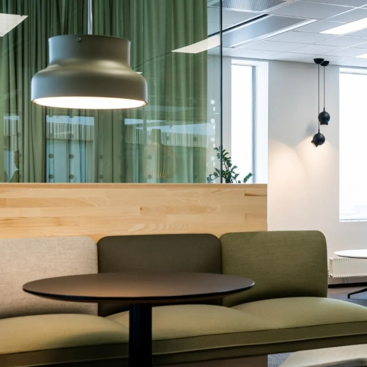 Taklampa Bumling 400